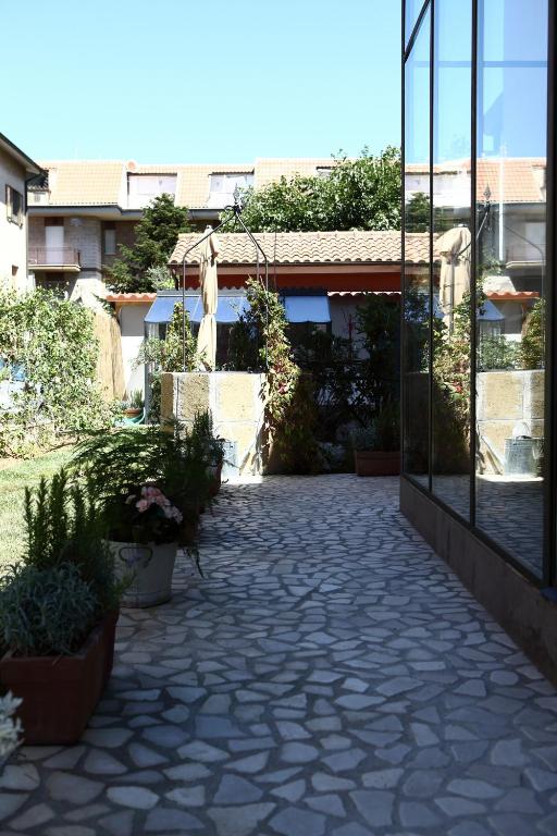 Budova, kde se bed and breakfast nachází