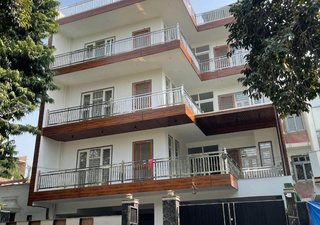 Μπαλκόνι ή βεράντα στο Dhruv Shivalya Residency