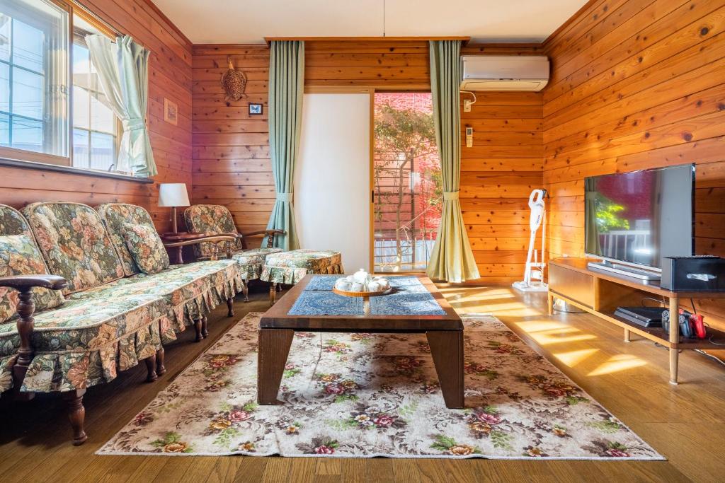 Μια τηλεόραση ή/και κέντρο ψυχαγωγίας στο Kugenuma Kaigan Beachside House#ENOSHIMA#Aquarium