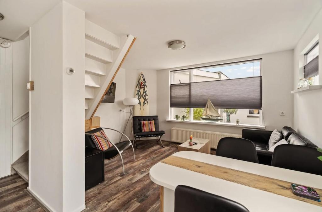 Et opholdsområde på Have e nice stay! - Juul 18, free parking