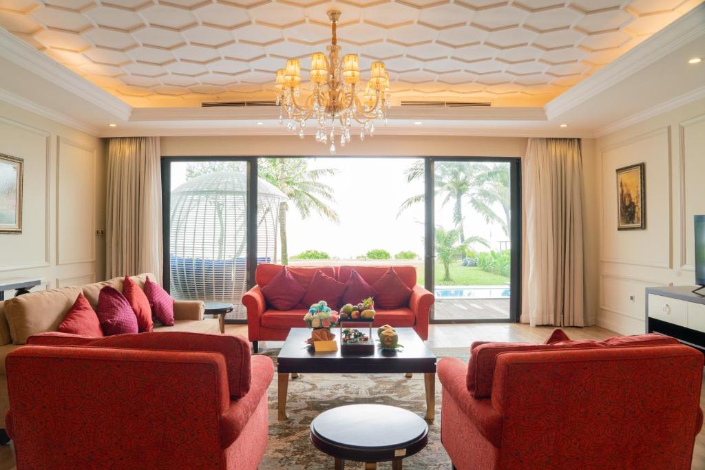 Ocean Haven Villa 4-Bedroom