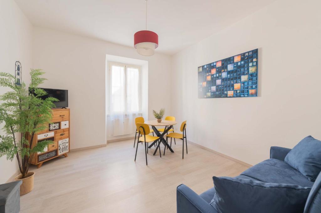 Via Nazionale by Nosdom Properties