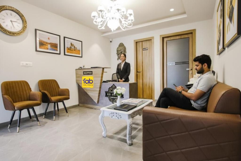 Επισκέπτες που μένουν στο FabHotel Prime K9 Grand