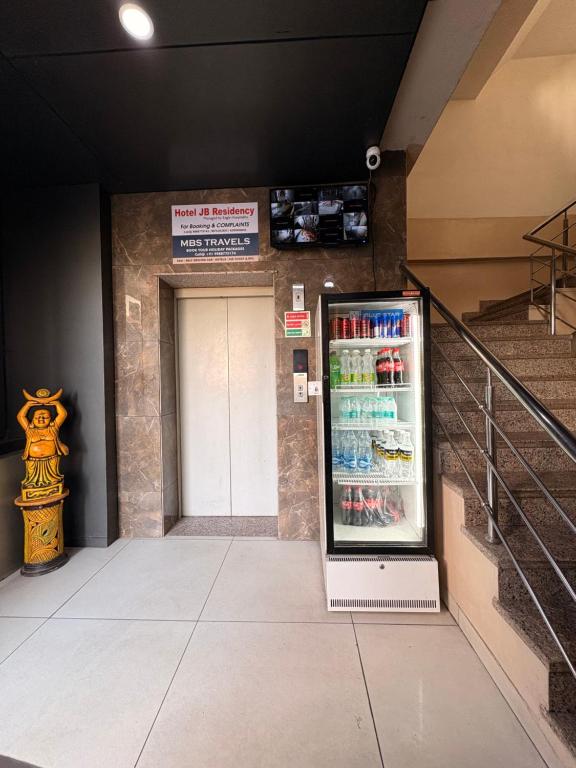 Φωτογραφία από το άλμπουμ του Hotel JB Regency & Banquet Hall ll Family Hotel ll Top Rated Property σε Τσαντιγκάρ