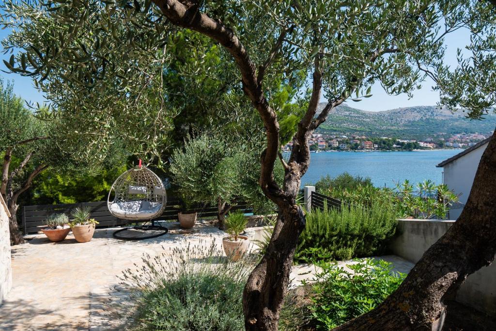 Apartments by the sea Sparadici, Sibenik - 24420