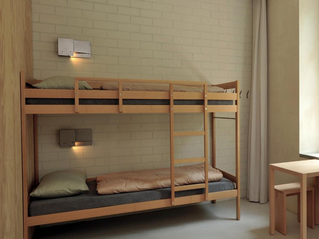 
Single Room with Shared Bathroom
