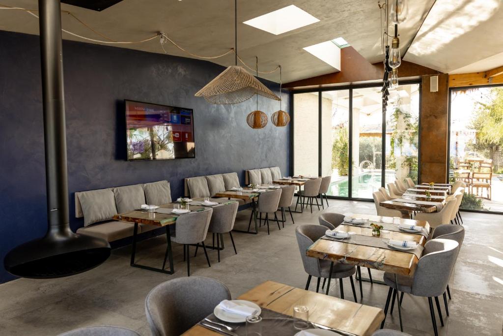 Posezení v ubytování Cape of Rodon Resort, Green Village