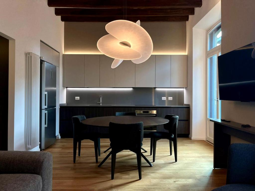 Tricolore - Luxury Apartments By Design Club Collection