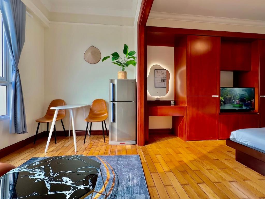 Diny ApartHotel - Rooftop Pool - The Manor 2 - Suite With City View