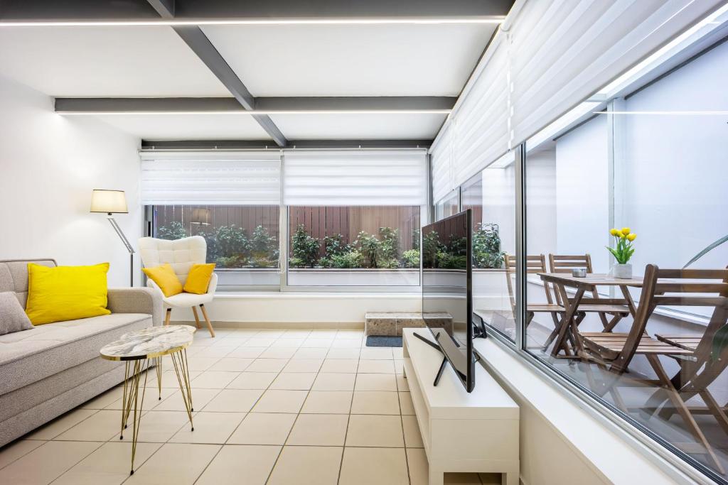 Urban Patio Apartment by GK Hospitality Group