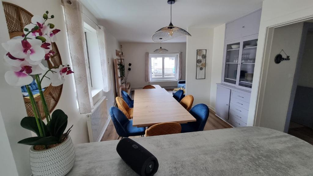 Appart 1er Etage - 90 m plein centre-ville !