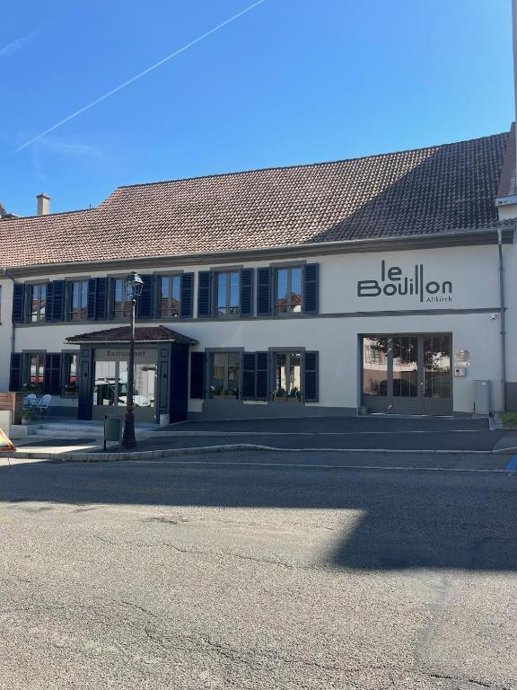 Studios et Appartement meublé de tourisme – photo 17