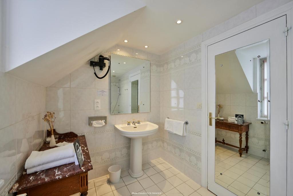 Auberge Bretonne - Superior Double Or Twin Room