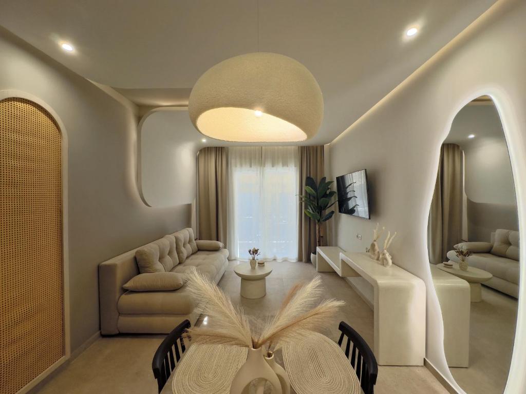 Χώρος καθιστικού στο NOÈA Luxury Suites