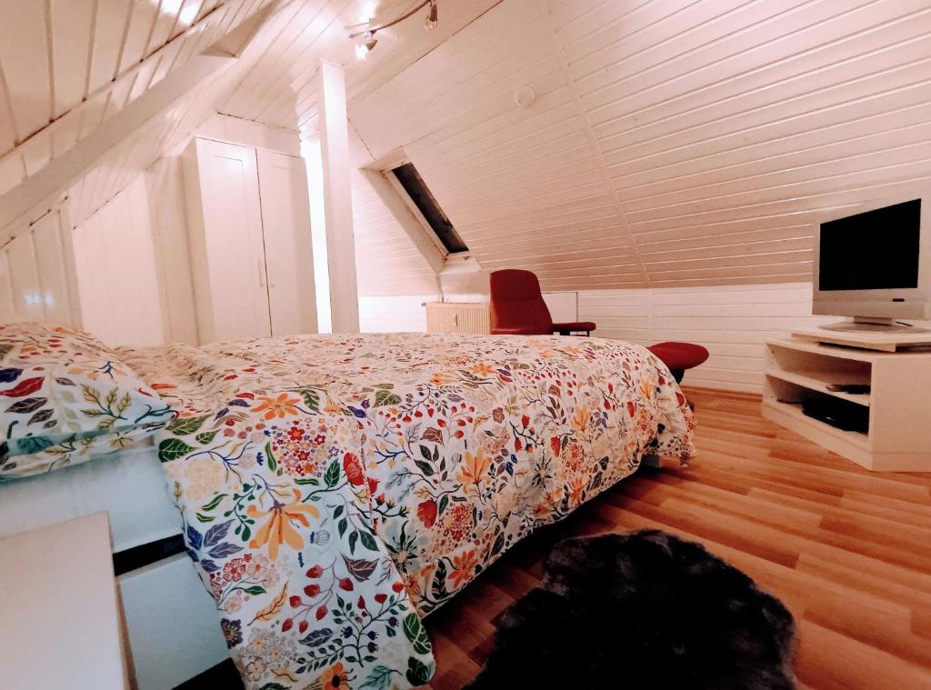 Μια τηλεόραση ή/και κέντρο ψυχαγωγίας στο Wellness Oasis in A Wonderful Panoramic Location