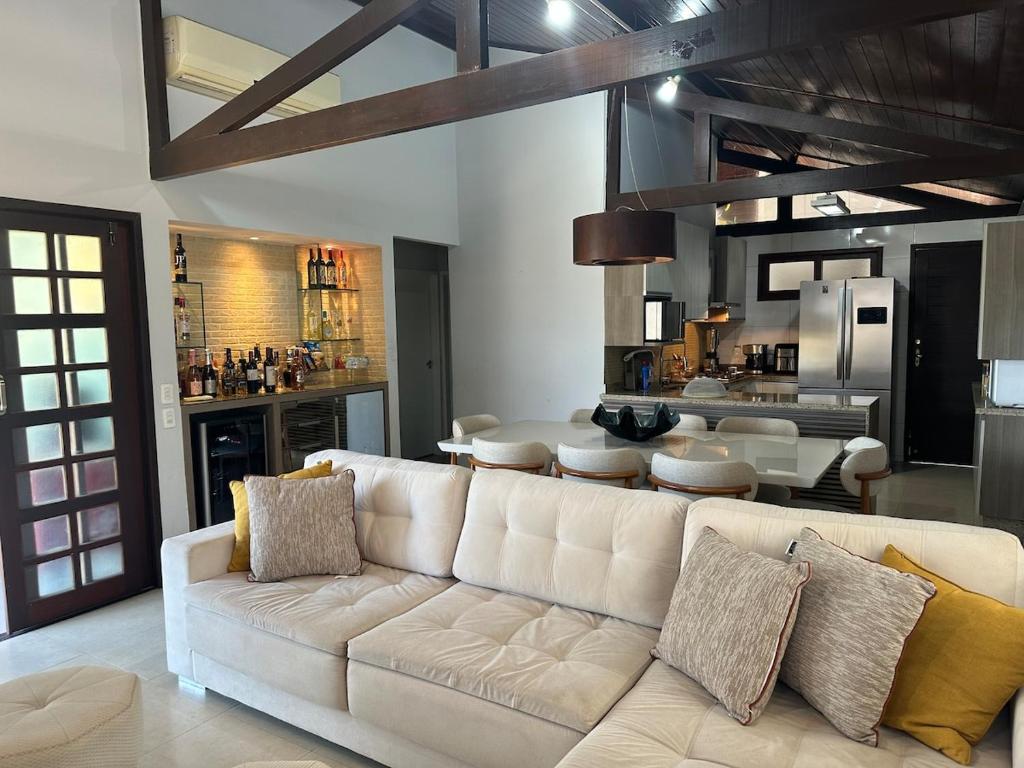 Χώρος καθιστικού στο Casa em gravata com 4 quartos