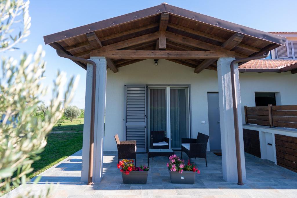 Residence la Pace - Pool & Relax - Appartement Supérieur Avec Patio