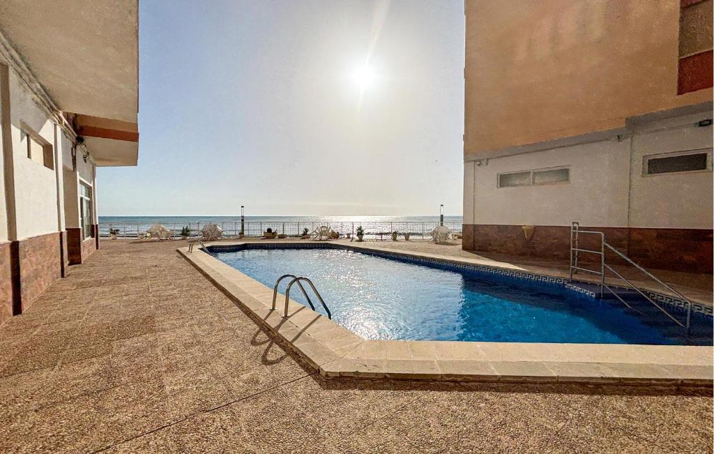 Stunning Apartment In Torrevieja