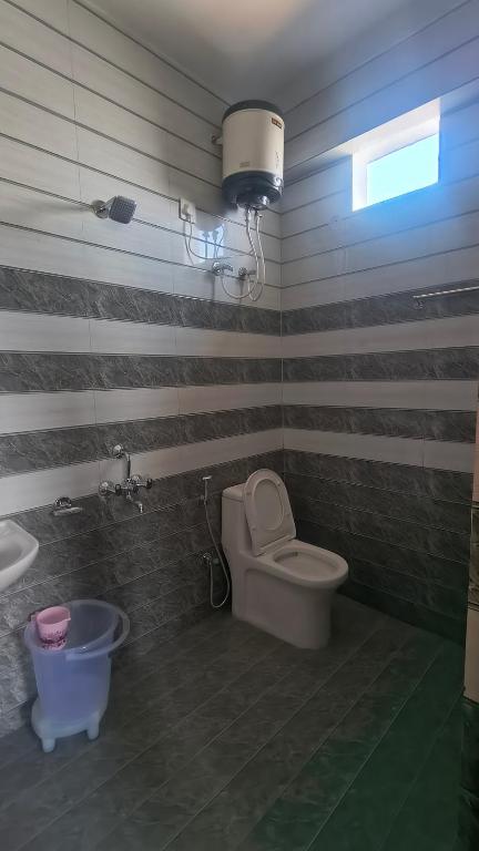 Phòng tắm tại Oak sunlight restaurant