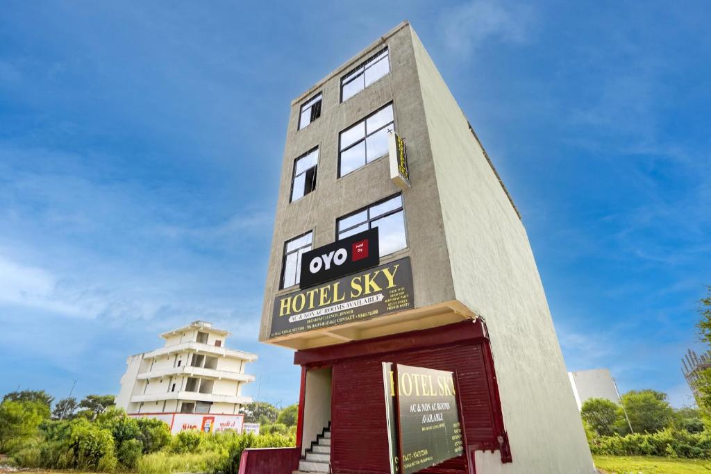 Imagen de la galería de HOTEL O SKY, en Phundardih