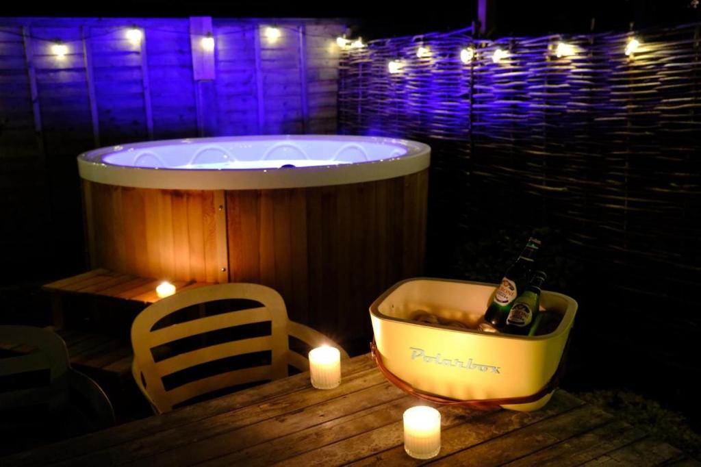 Φωτογραφία από το άλμπουμ του 3 Bed in Wotton-under-Edge oc-l33488 σε Wotton under Edge