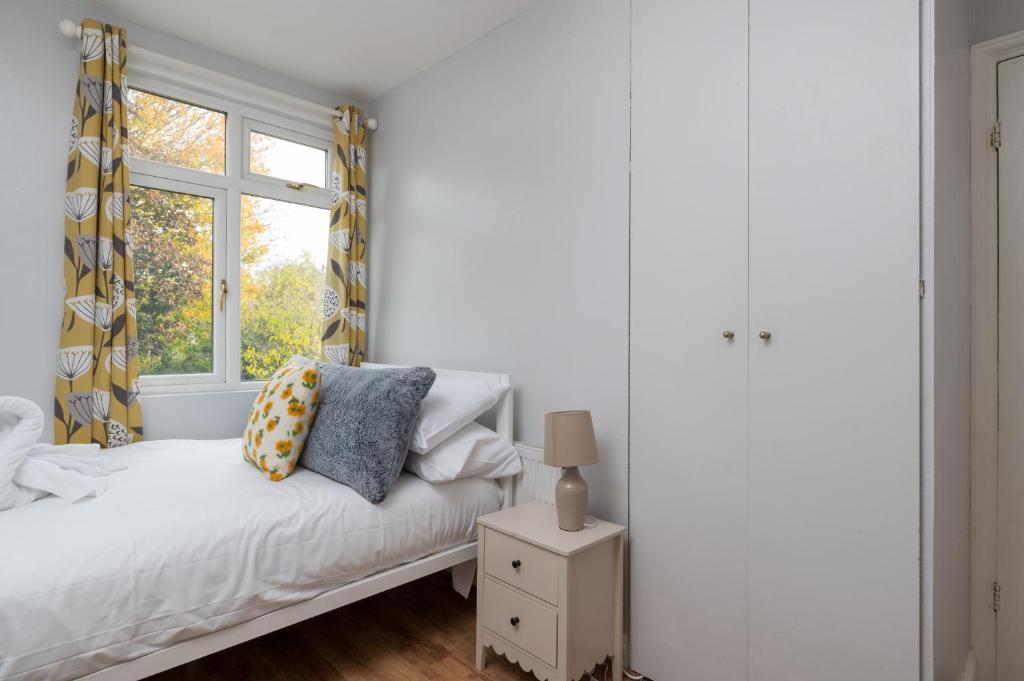 Charming Stony Stratford Milton Keynes Home - Casa De Dos Dormitorios