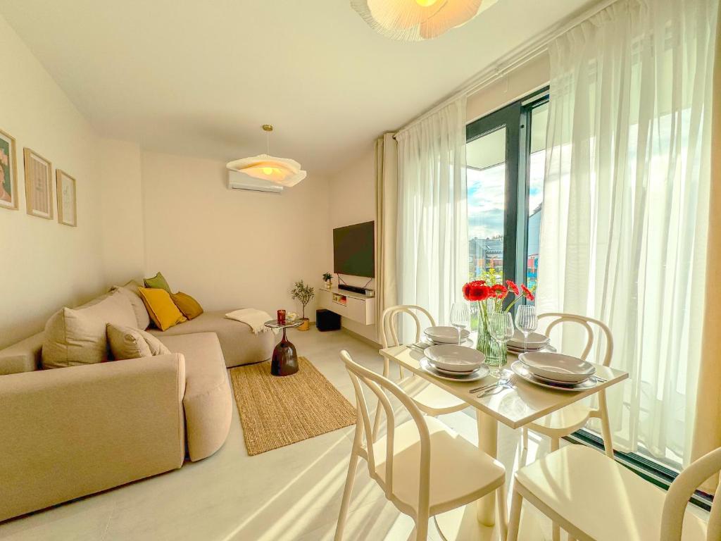 Posezení v ubytování Borowikova Bałtycka Oaza Basen Sauna Jacuzzi