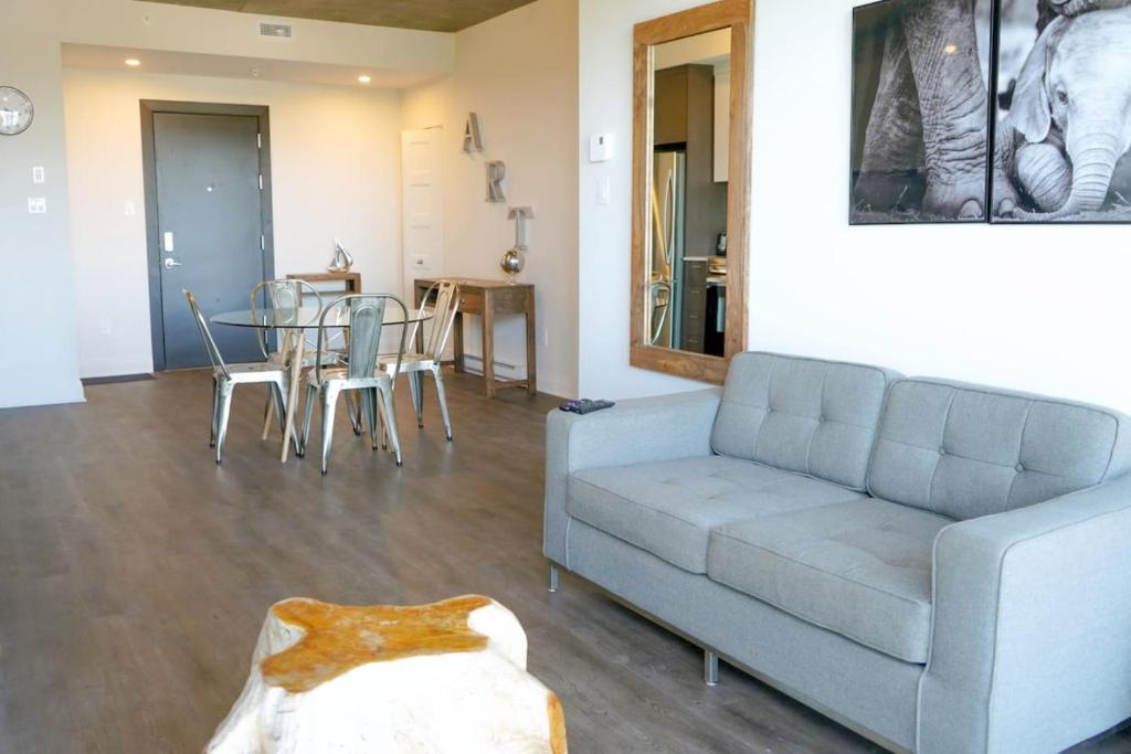 Et opholdsområde på Corporate Stays Monarc Bedroom