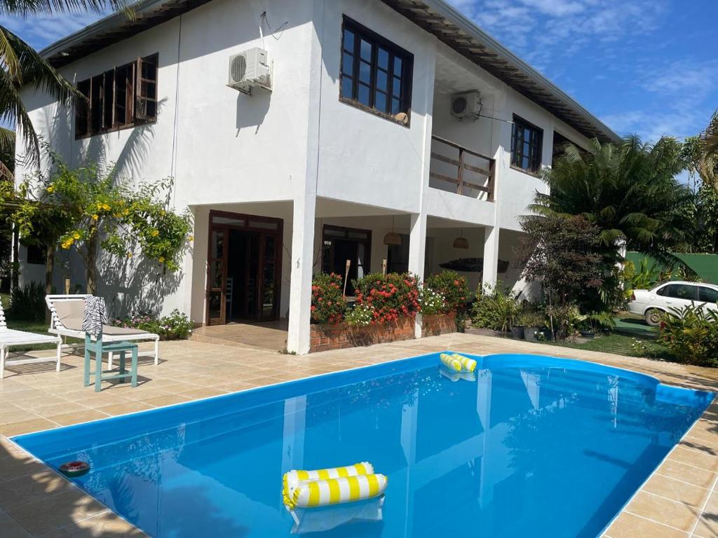 Bazén v ubytování Casa da Nadir Spalla - Praia de Cumuruxatiba nebo v jeho okolí