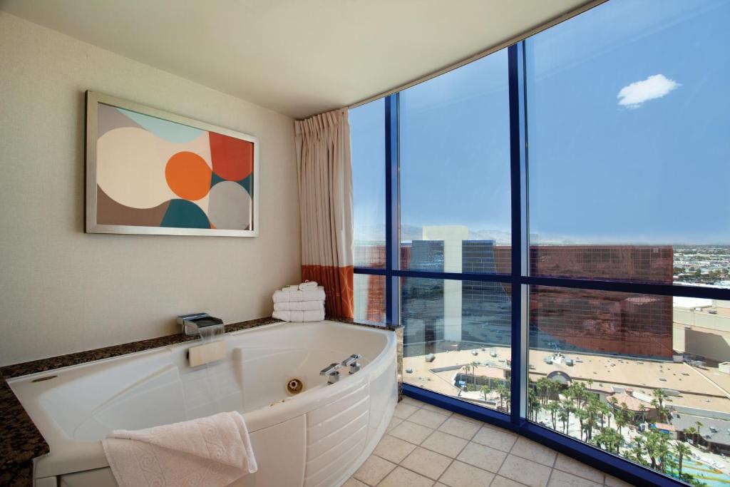 Masquerade Tower at Rio Hotel & Casino photo