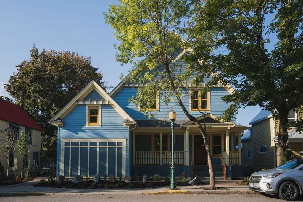 Το κτήριο όπου στεγάζεται  η παραθεριστική κατοικία