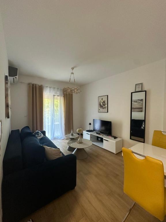 Μια τηλεόραση ή/και κέντρο ψυχαγωγίας στο Apartman TACA