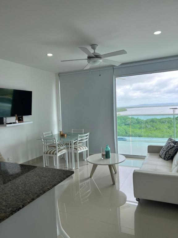 TV a/nebo společenská místnost v ubytování Morros 922 Seaside Retreat