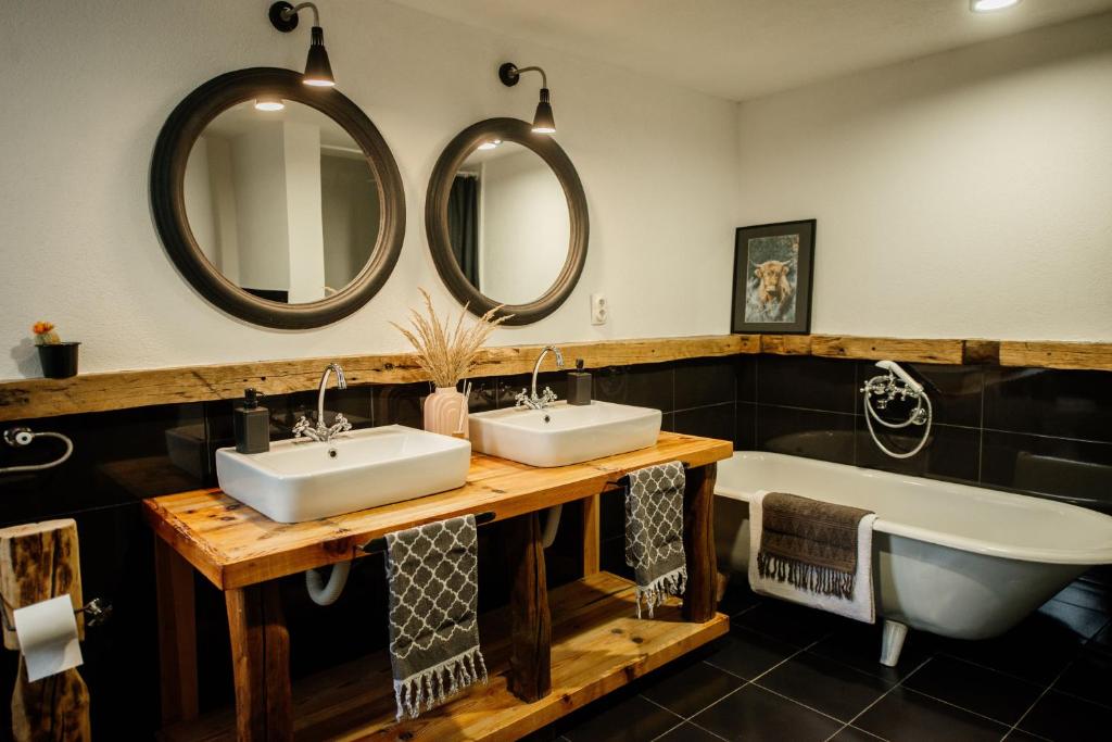 Ένα μπάνιο στο Forest Hill kuća za odmor na Zlataru