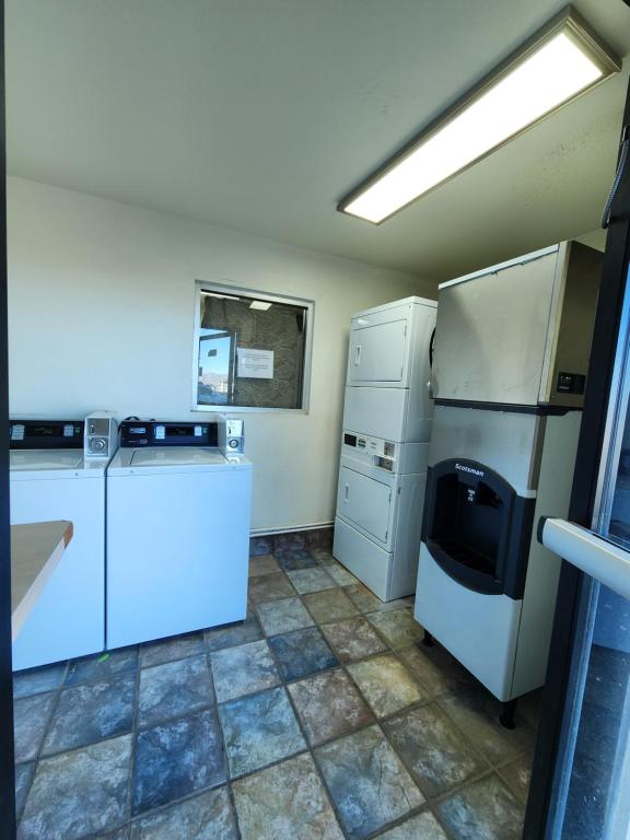 Willcox Extended Inn and Suites photo