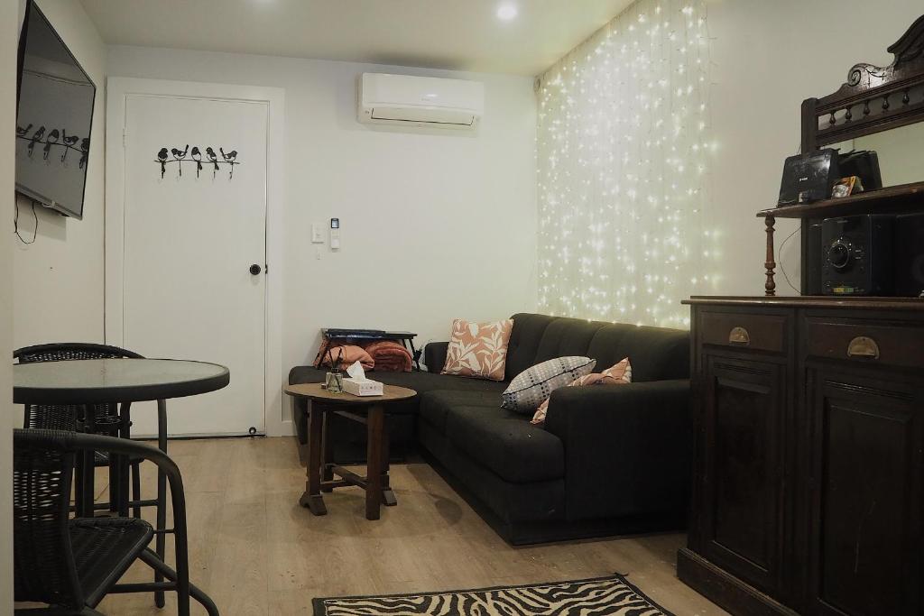 Posezení v ubytování The Workshop - Murray Bridge