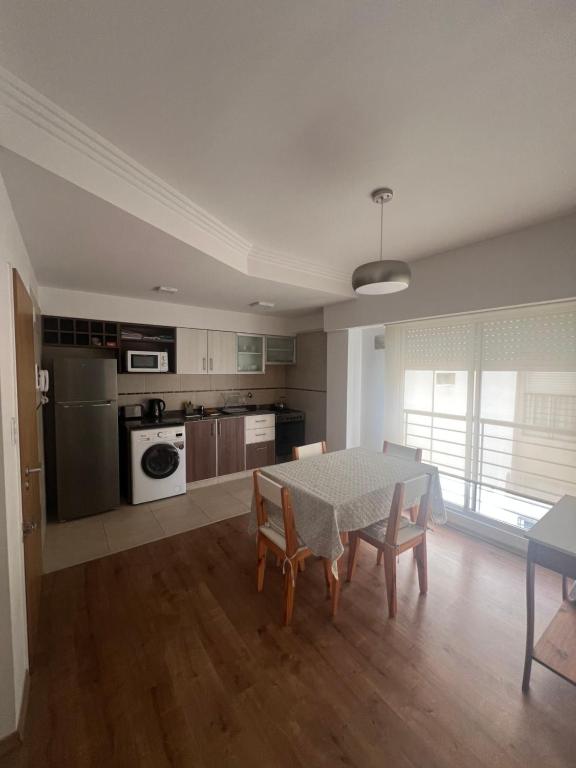 Kuchyň nebo kuchyňský kout v ubytování Departamento en Buenos Aires