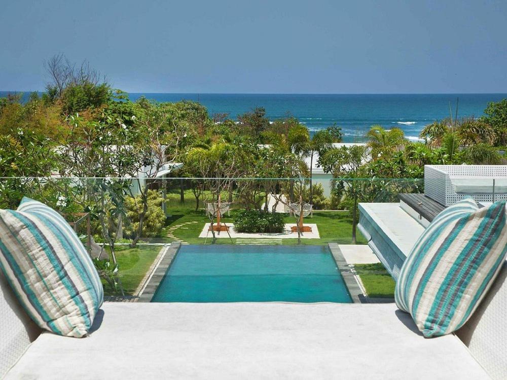 Πισίνα στο ή κοντά στο Spacious 5br Mansion 180 Ocean View