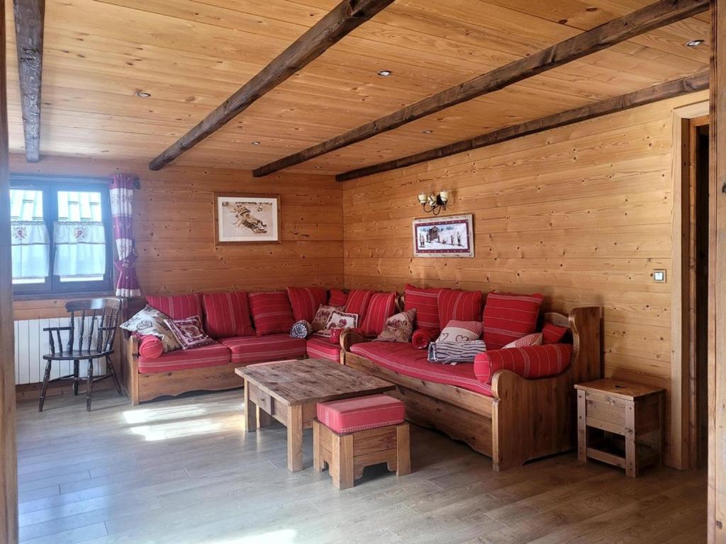 Chalet spacieux à Châtel, 10 pers, parking, animaux admis