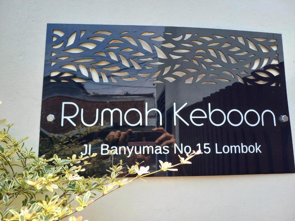 Πιστοποιητικό, βραβείο, πινακίδα ή έγγραφο που προβάλλεται στο rumah keboon