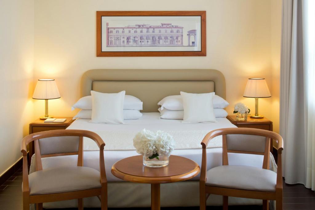 Starhotels Business Palace photo