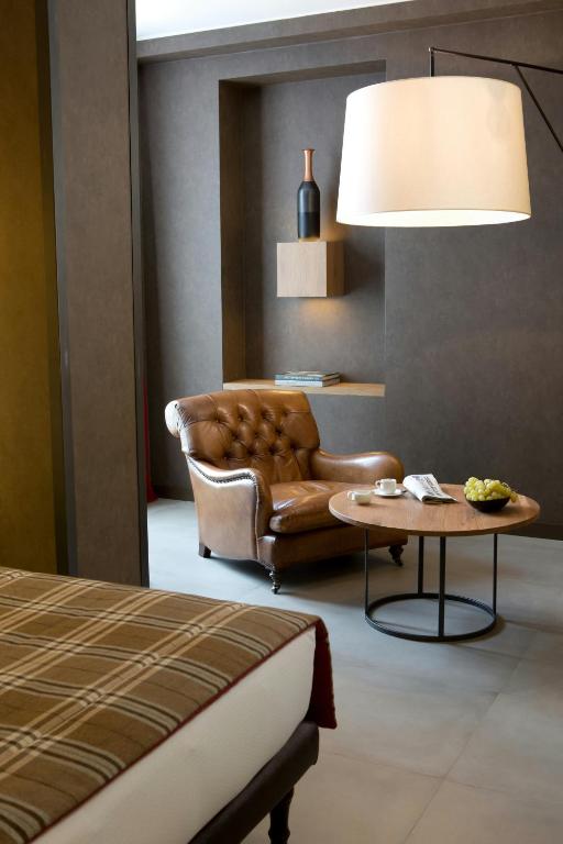 
Junior Suite (2 Adults)
