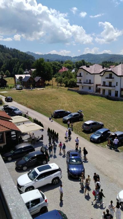 Pini Apart-hotel - 1