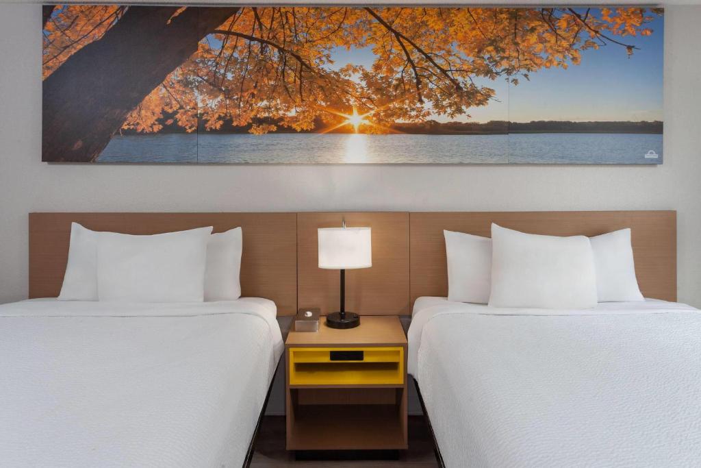 Days Inn by Wyndham Mason City - Habitación Con 2 Camas Grandes - No Fumadores