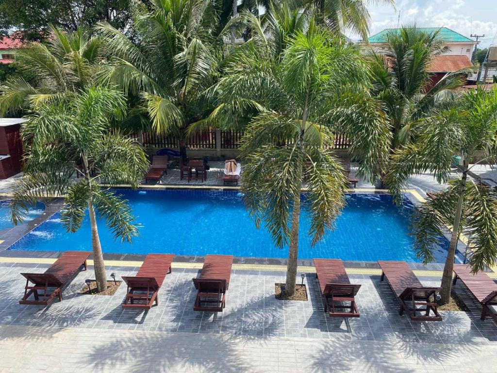 Het zwembad bij of vlak bij Lebijou Guesthouse - Konesavath