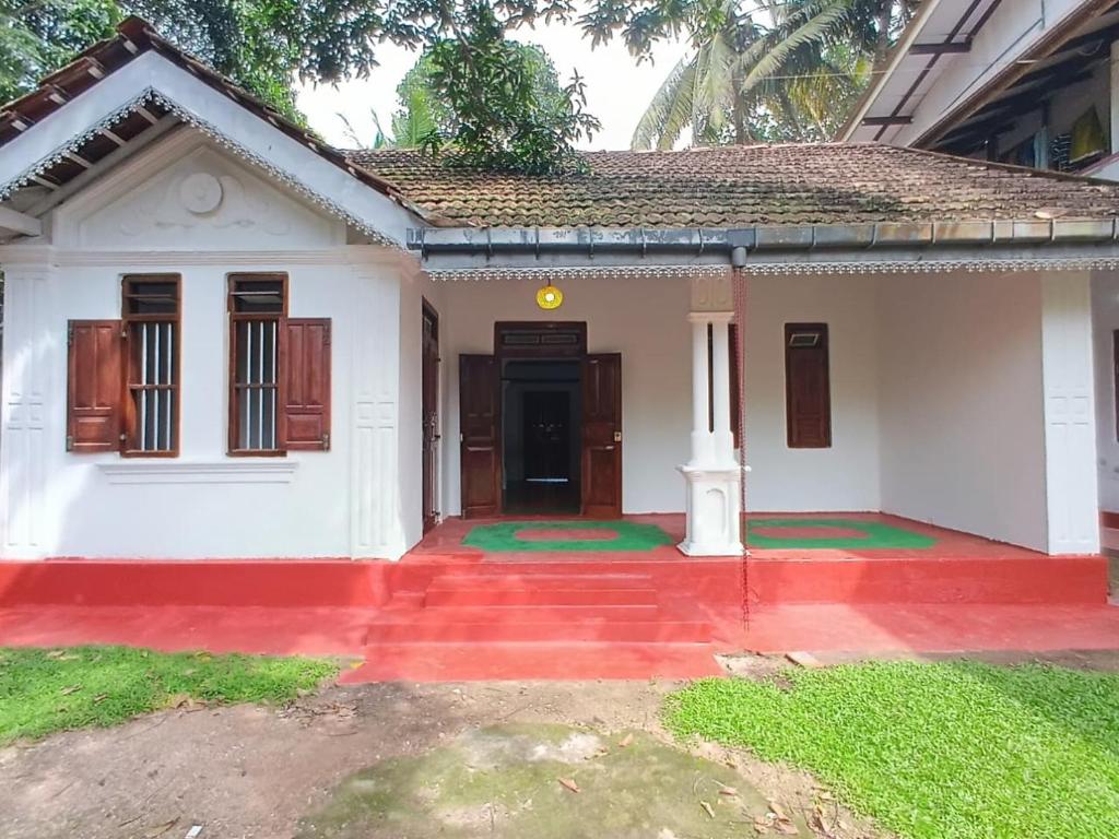 Το κτήριο όπου στεγάζεται  ο ξενώνας