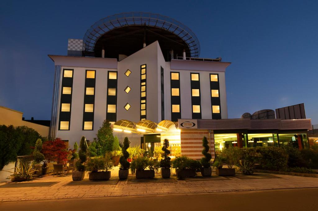 Budova, kde se hotel nachází