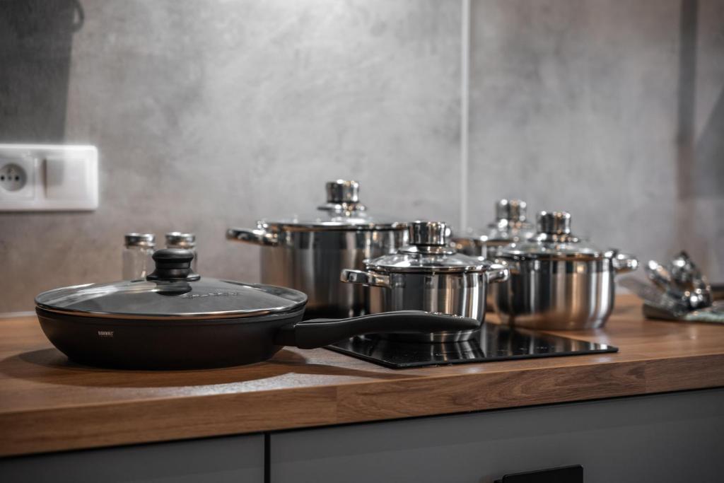 Majestic Square View Residence - 13