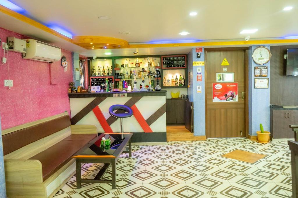 Lounge nebo bar v ubytování Hotel Royal Inn Nuwakot