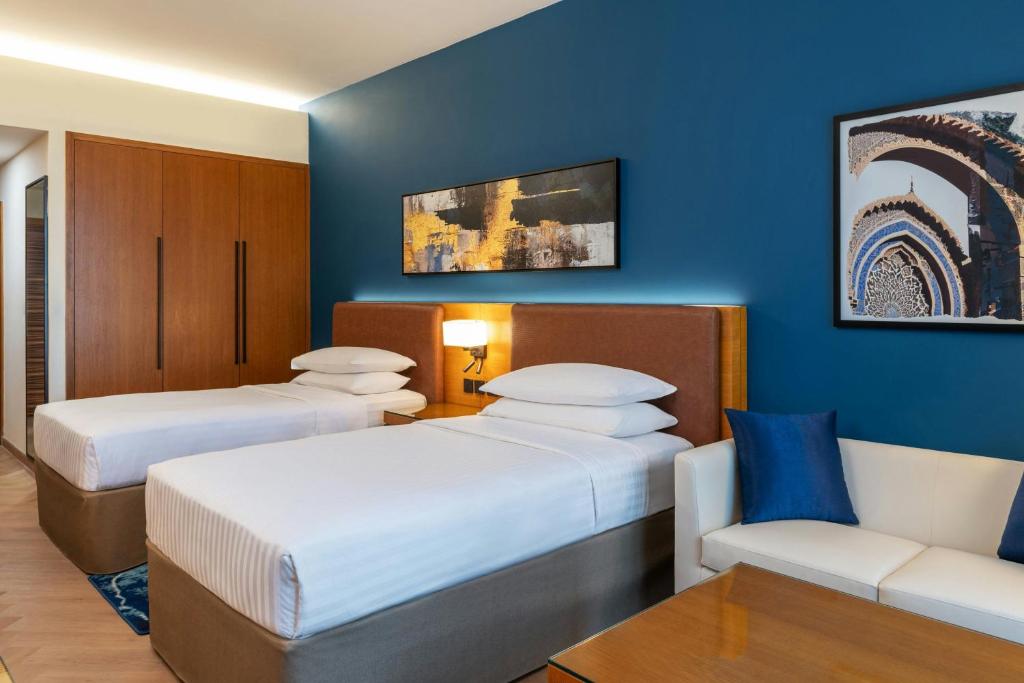 Four Points by Sheraton Bur Dubai - 
